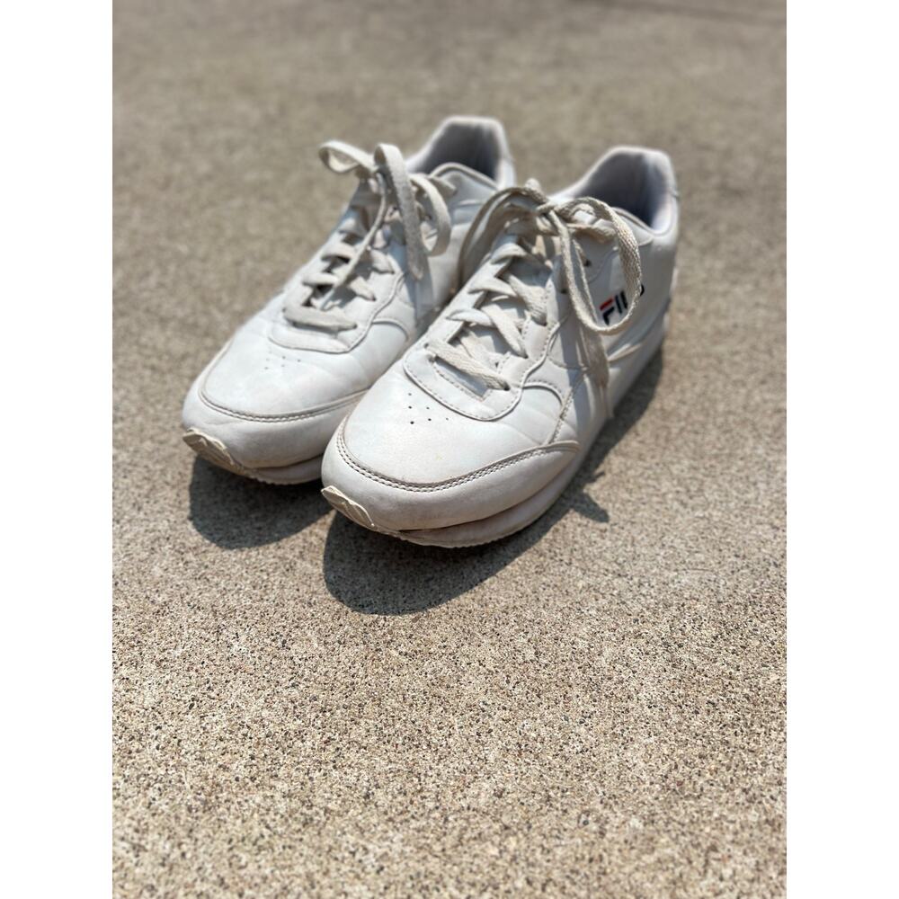 Fila Orbit Jogger Women 9.5 White Sneakers Minimalist Streetwear Athletic Shoes
